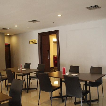 Brothers Inn Sukoharjo Экстерьер фото
